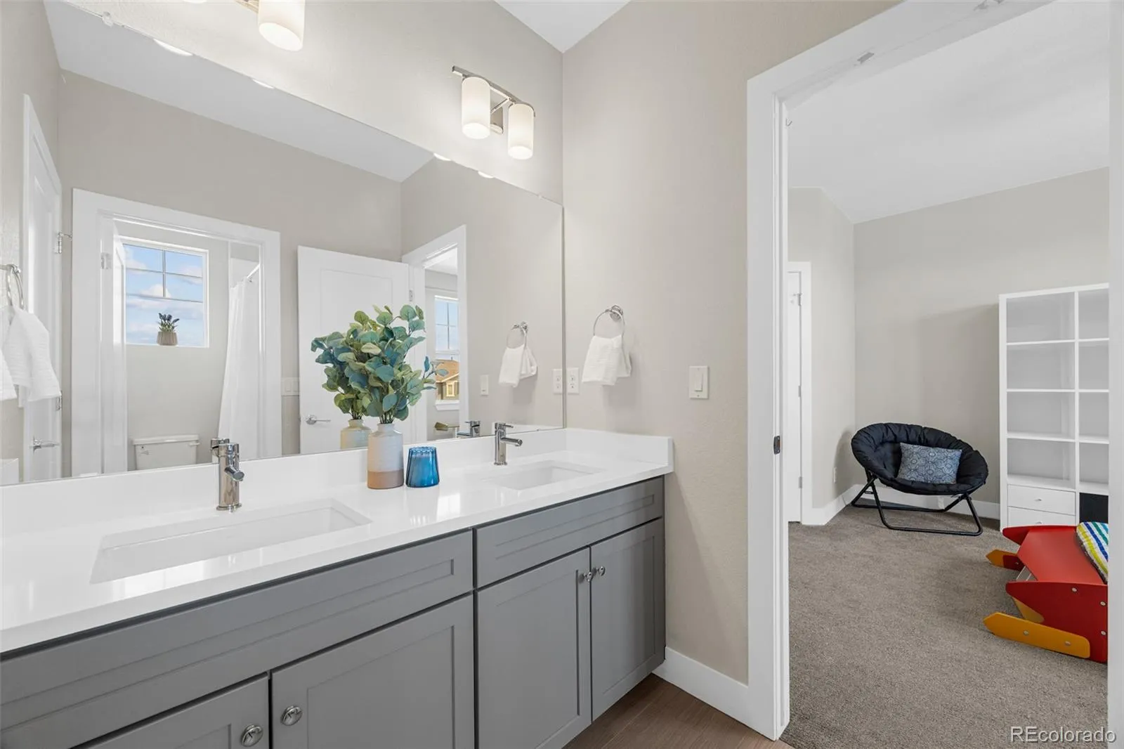 7184 S Shady Grove Court Aurora CO 80016 MLS #REC3789694 05242026191517 1600 32