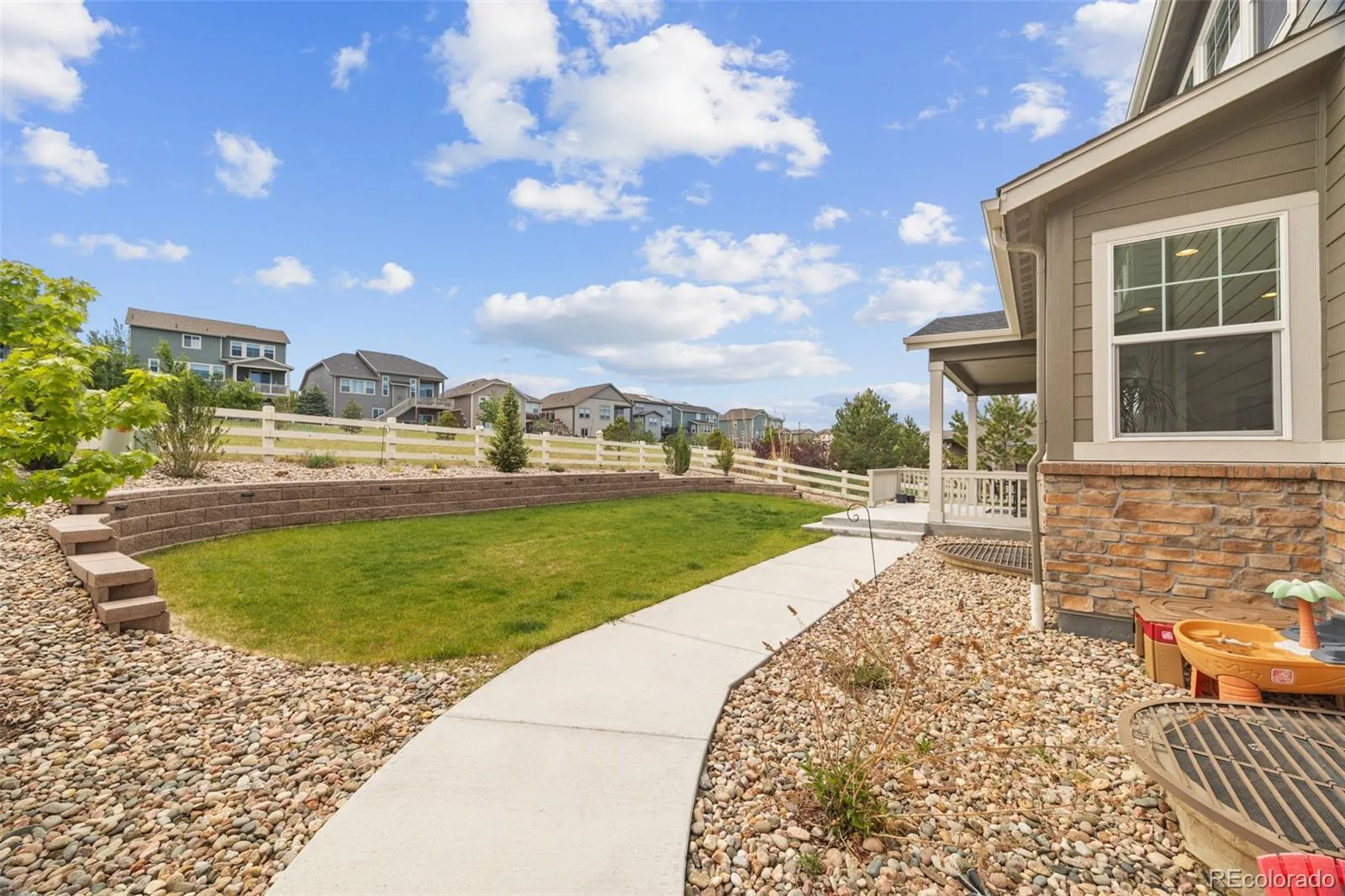 7184 S Shady Grove Court Aurora CO 80016 MLS #REC3789694 05242026191517 1600 46