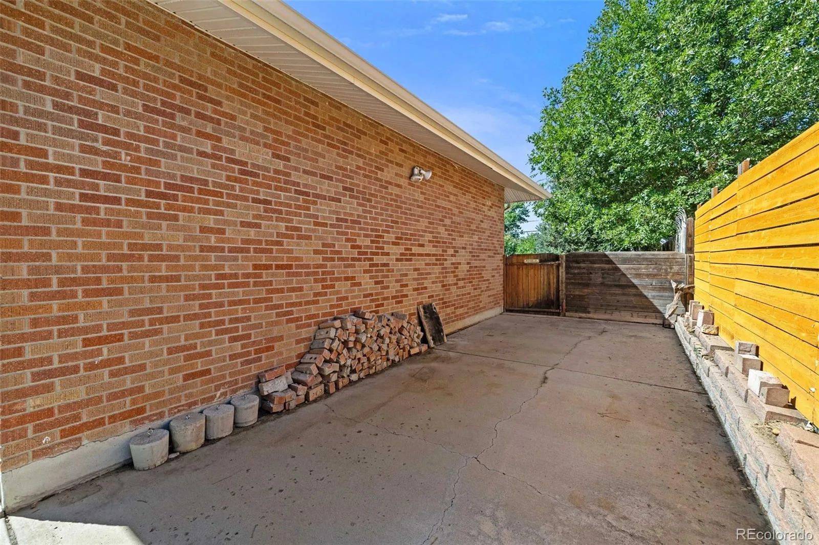 2953 S Zenobia Street Denver CO 80236 | MLS #REC3789746 09242026102912 1600 46