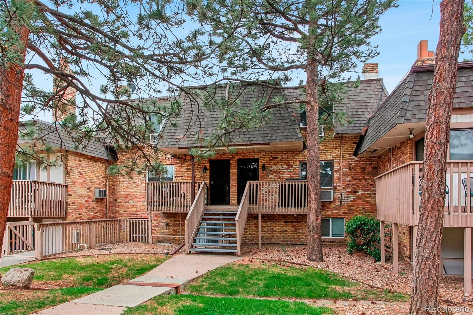 2190 S Holly Street #225 Denver CO 80222 MLS #REC3793437 05292026180923 1600 0