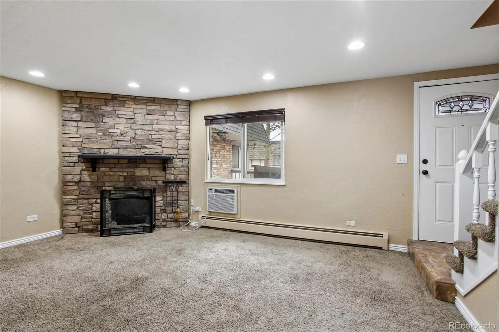 2190 S Holly Street #225 Denver CO 80222 MLS #REC3793437 05292026180923 1600 1