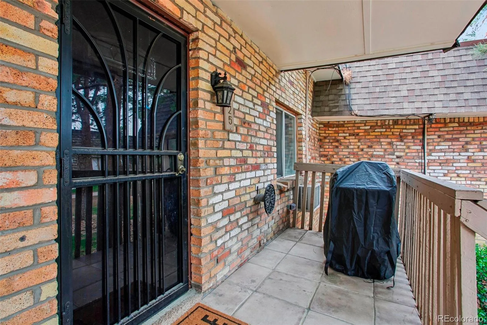 2190 S Holly Street #225 Denver CO 80222 MLS #REC3793437 05292026180923 1600 17