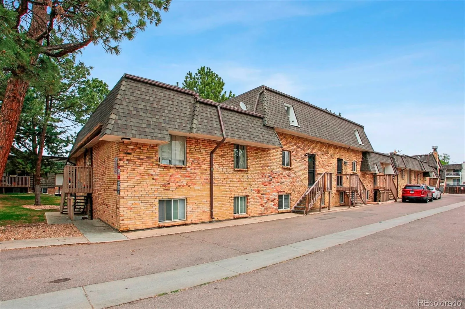 2190 S Holly Street #225 Denver CO 80222 MLS #REC3793437 05292026180923 1600 20