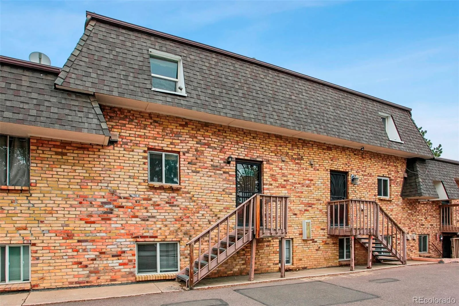 2190 S Holly Street #225 Denver CO 80222 MLS #REC3793437 05292026180923 1600 22