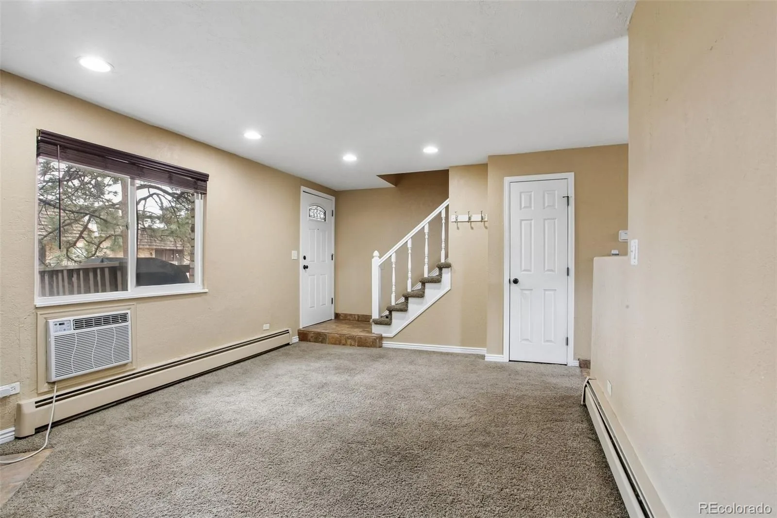 2190 S Holly Street #225 Denver CO 80222 MLS #REC3793437 05292026180923 1600 3