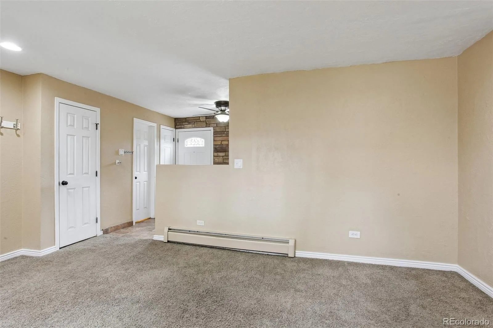 2190 S Holly Street #225 Denver CO 80222 MLS #REC3793437 05292026180923 1600 4