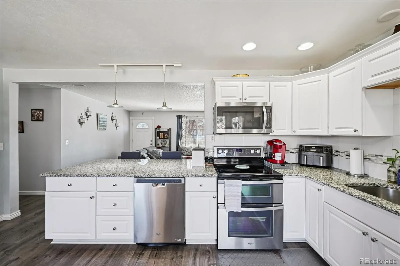 03252026054901 1600 12