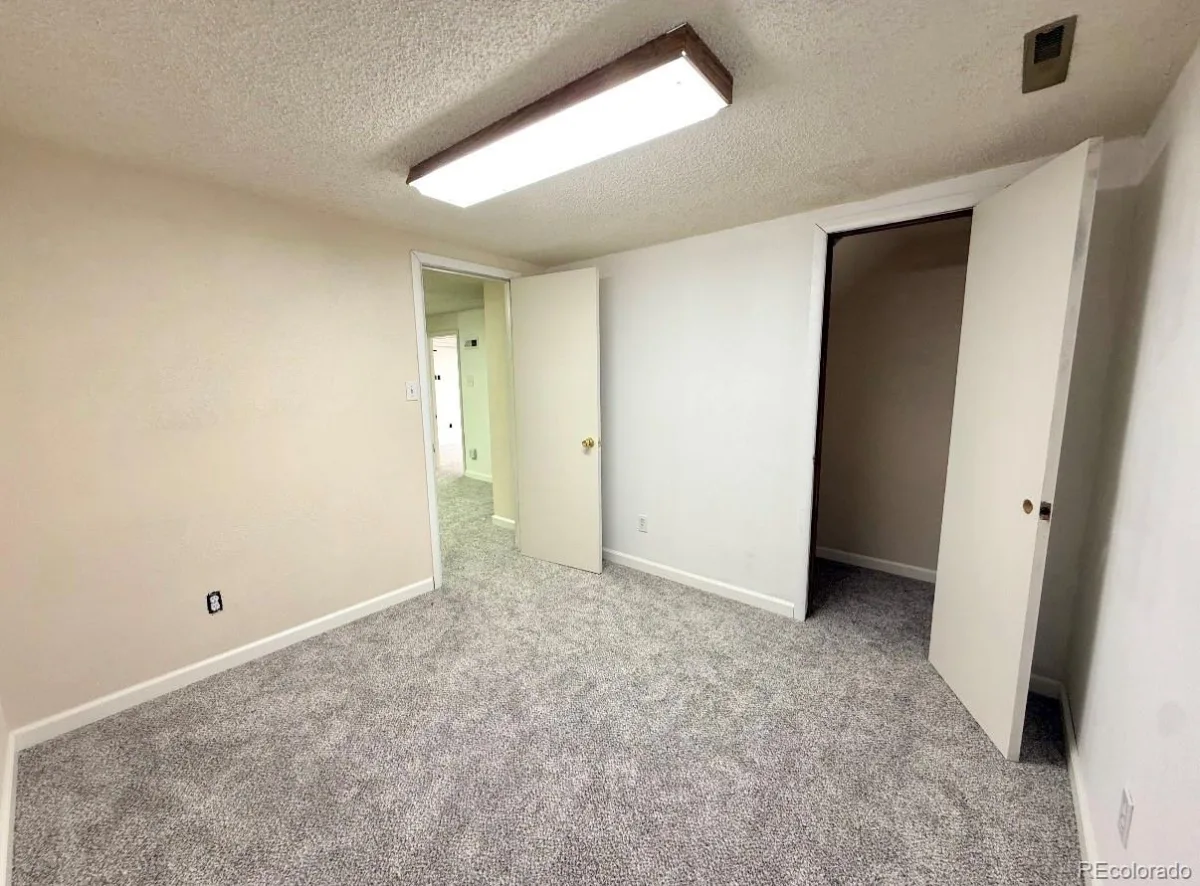 2514 S Elkhart Street Aurora CO 80014 | MLS #REC3796974 09262026213839 1200 21