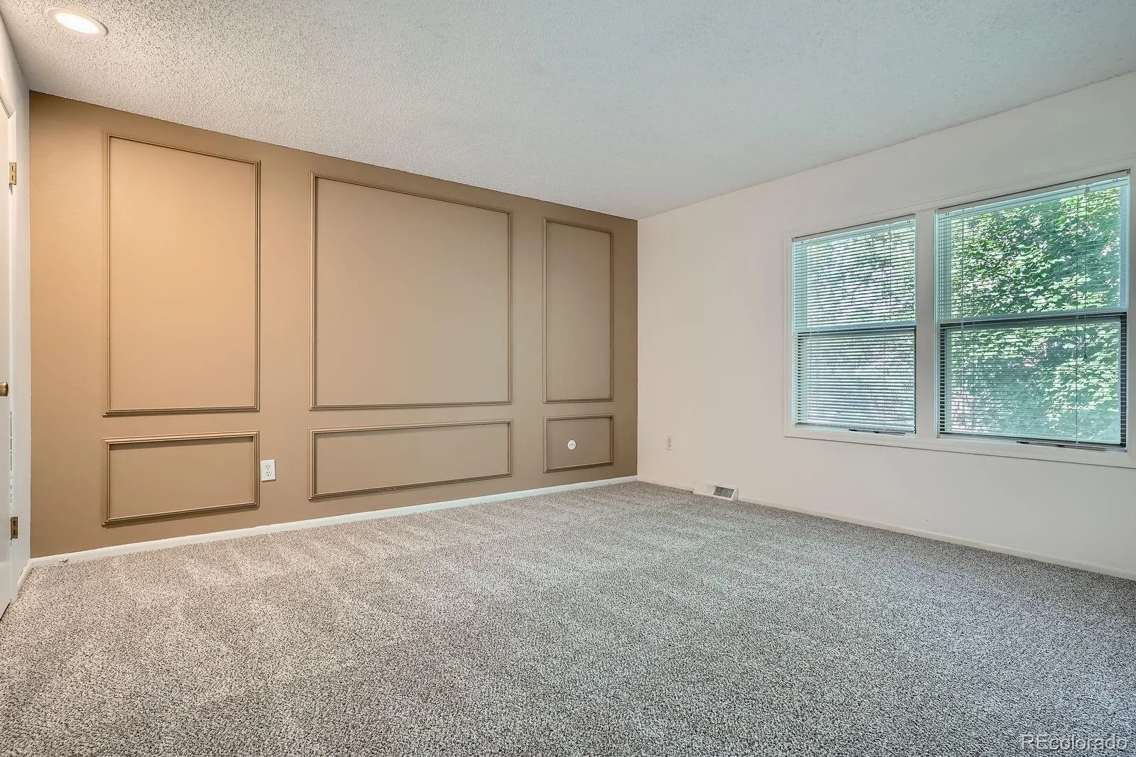 2514 S Elkhart Street Aurora CO 80014 | MLS #REC3796974 09262026213839 1600 12