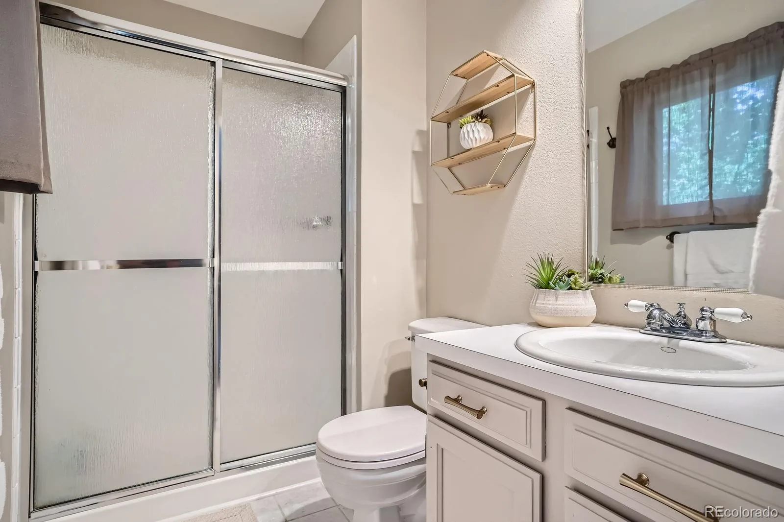 2514 S Elkhart Street Aurora CO 80014 | MLS #REC3796974 09262026213839 1600 13