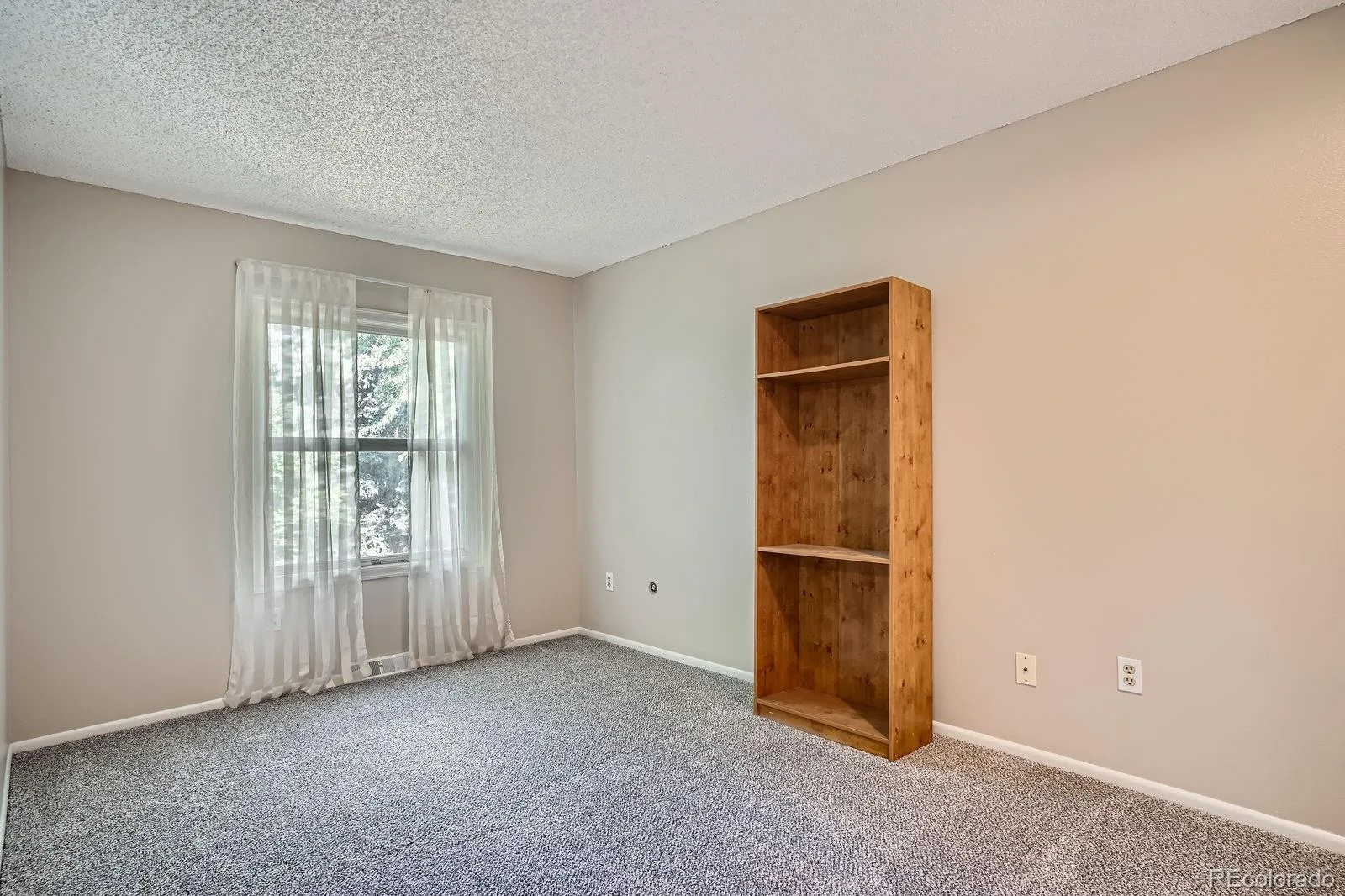 2514 S Elkhart Street Aurora CO 80014 | MLS #REC3796974 09262026213839 1600 14