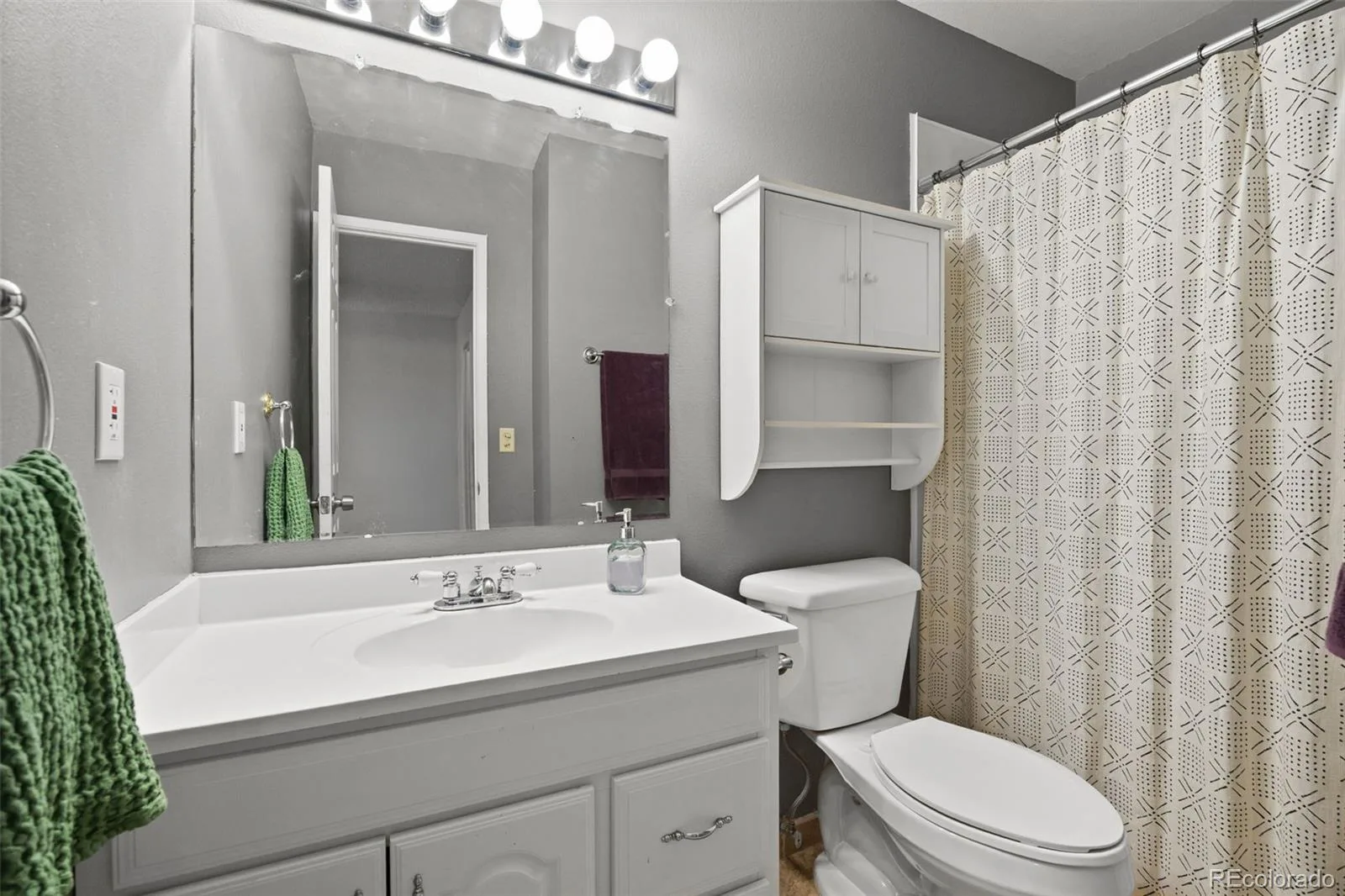 9239 E Nassau Avenue Denver CO 80237 MLS #REC3798143 06032026145925 1600 16