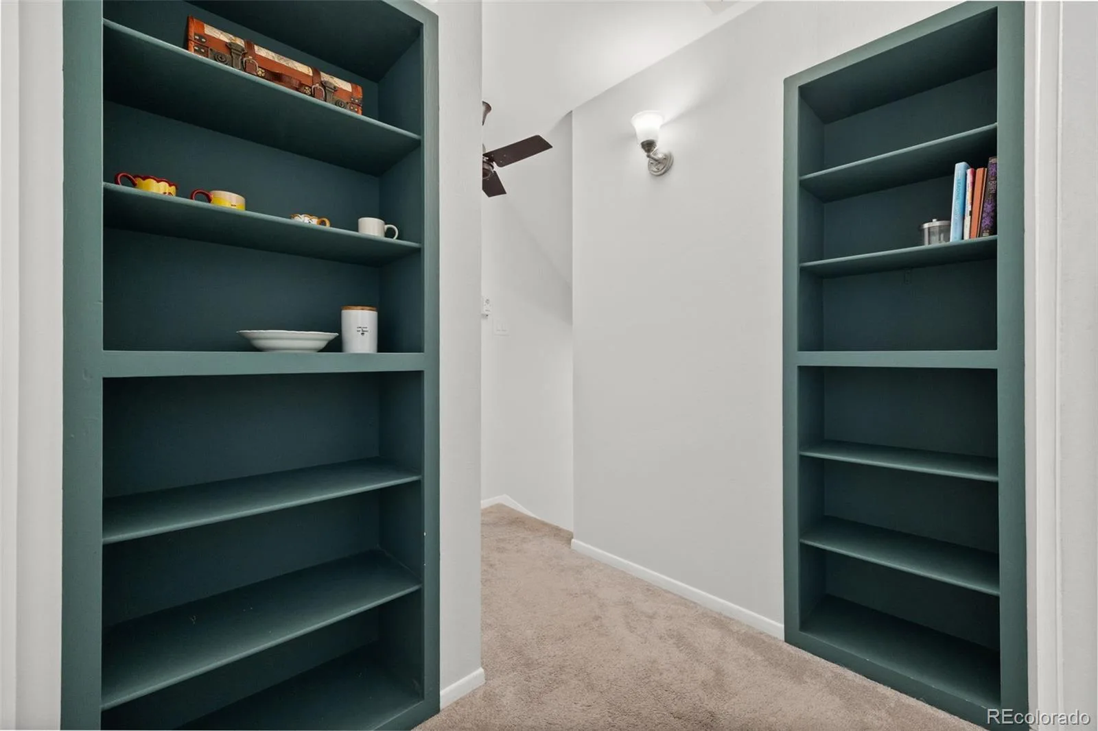 9239 E Nassau Avenue Denver CO 80237 MLS #REC3798143 06032026145925 1600 19