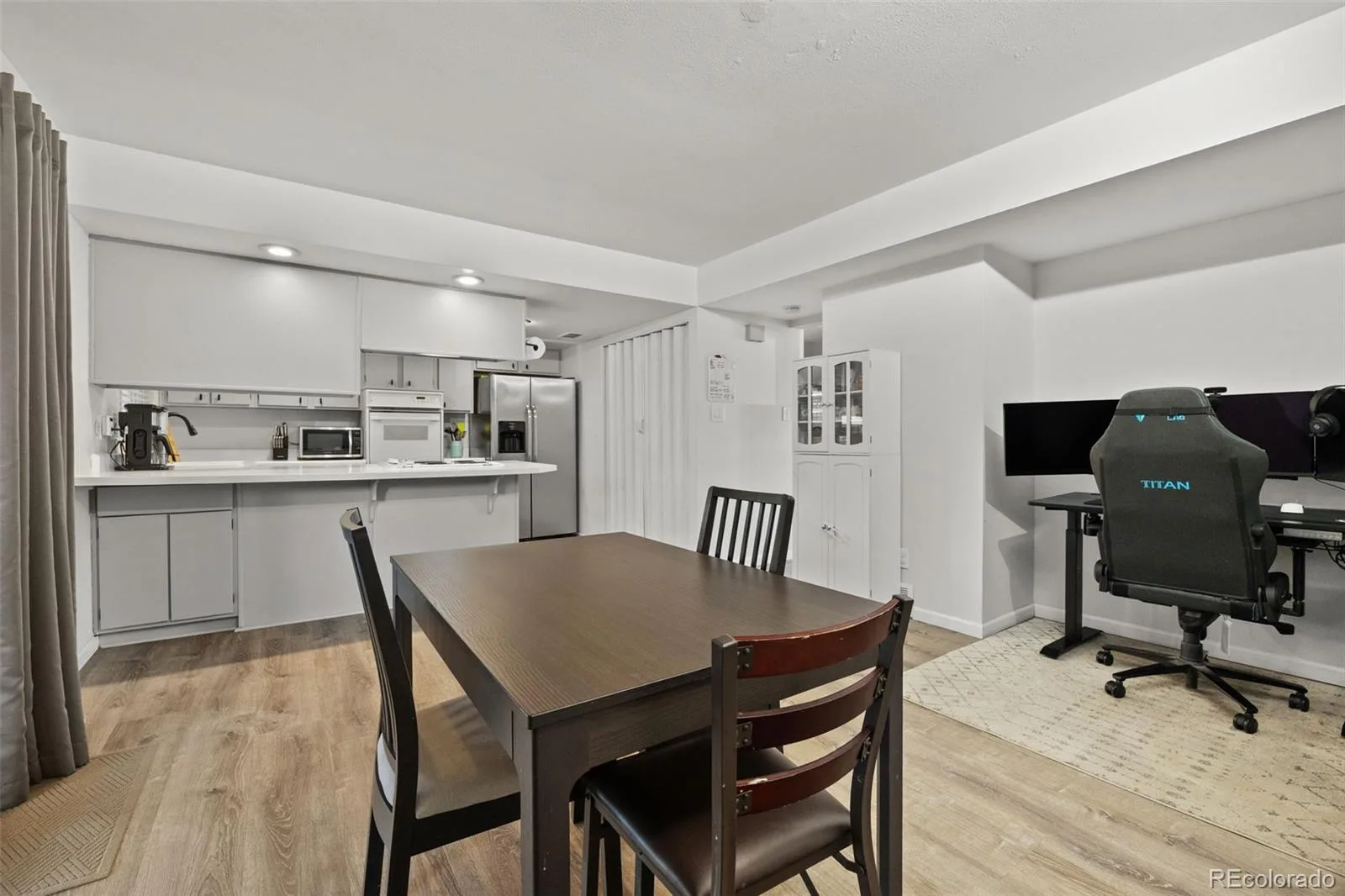 9239 E Nassau Avenue Denver CO 80237 MLS #REC3798143 06032026145925 1600 8