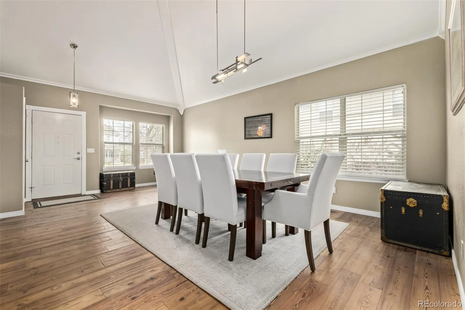 04092026010917 1600 16