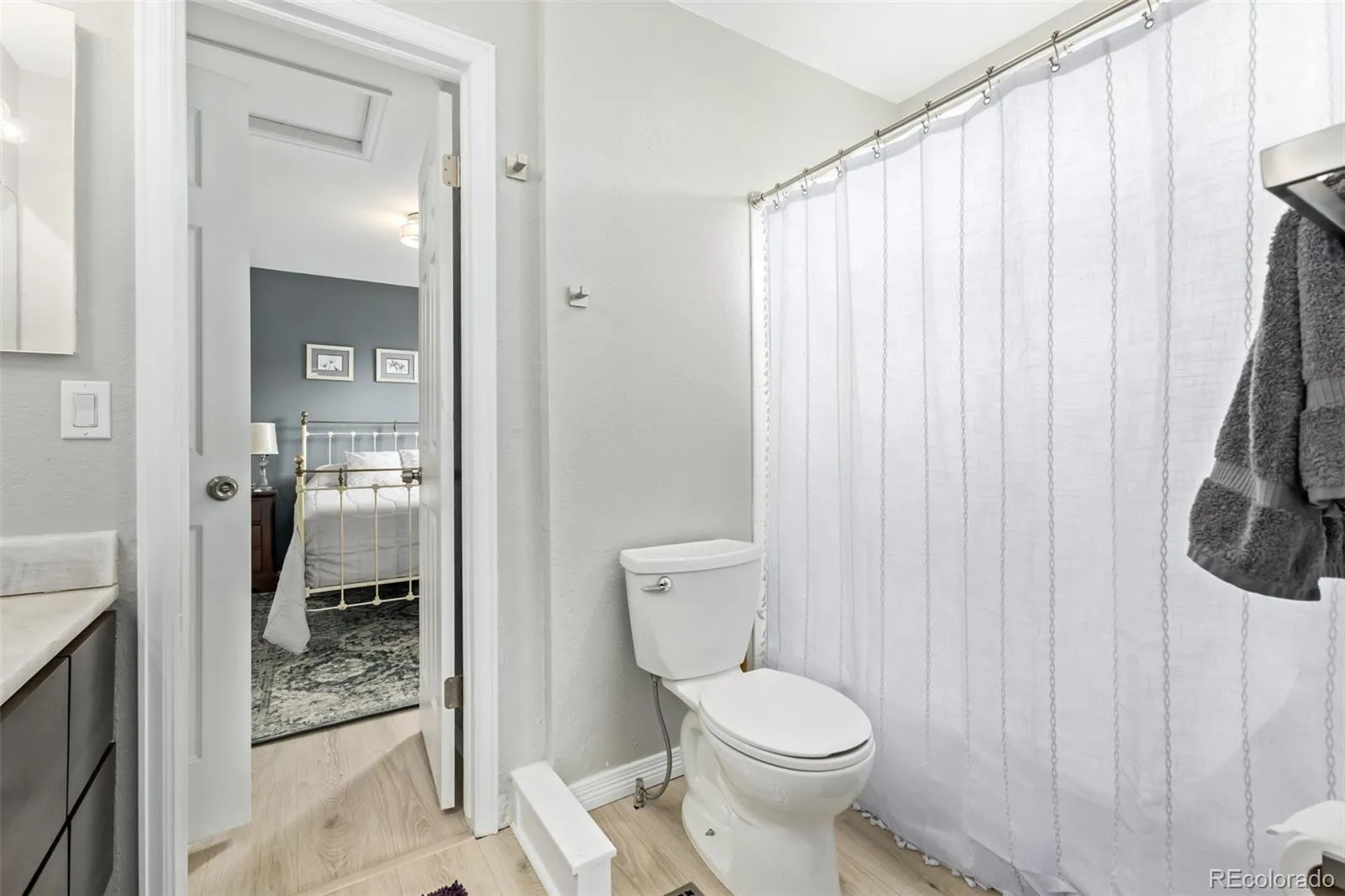 04092026010917 1600 37