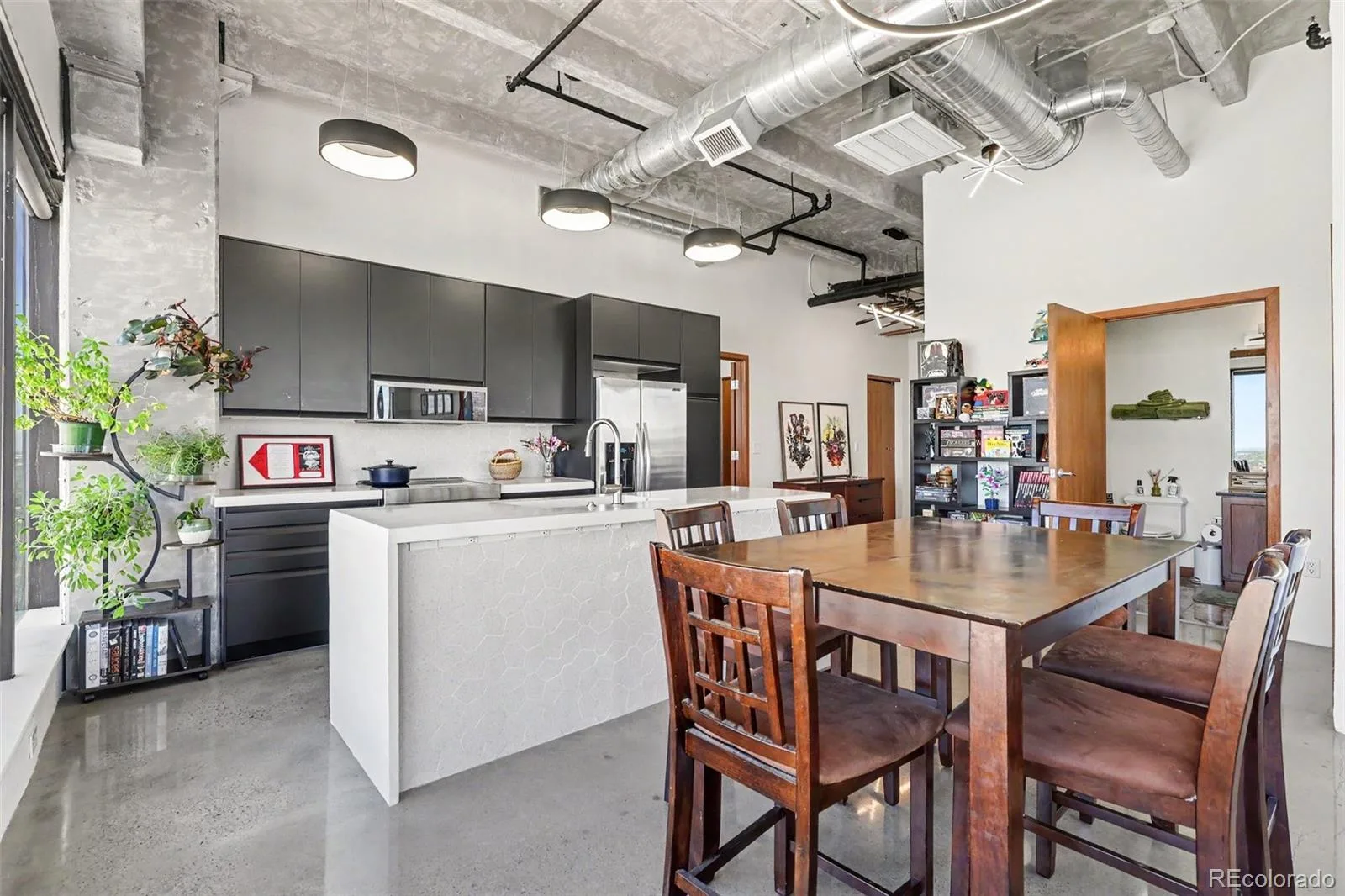 100 Park Avenue #2106 Denver CO 80205 | MLS #REC3799767 10122026233218 1600 2