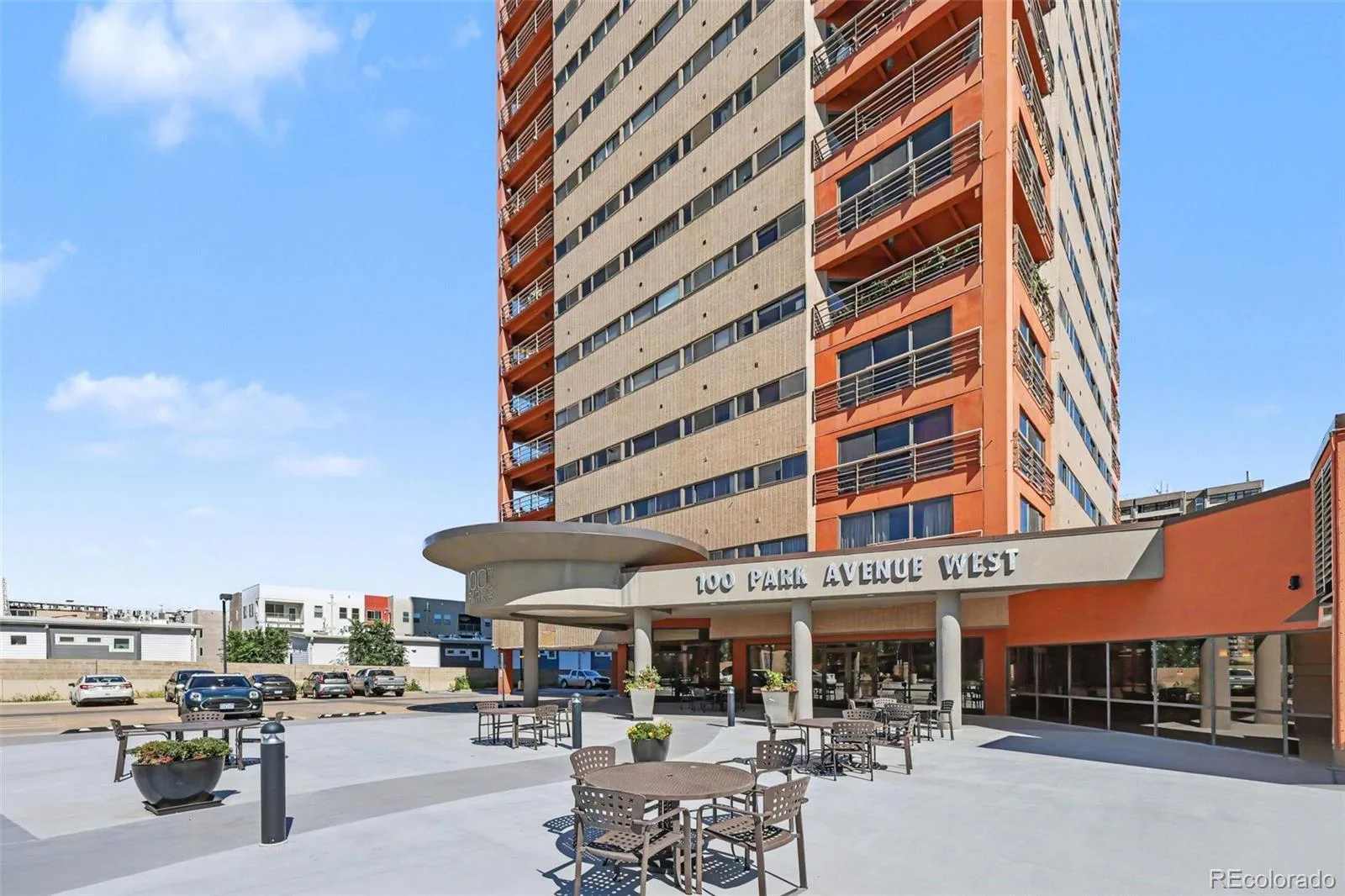 100 Park Avenue #2106 Denver CO 80205 | MLS #REC3799767 10122026233218 1600 21