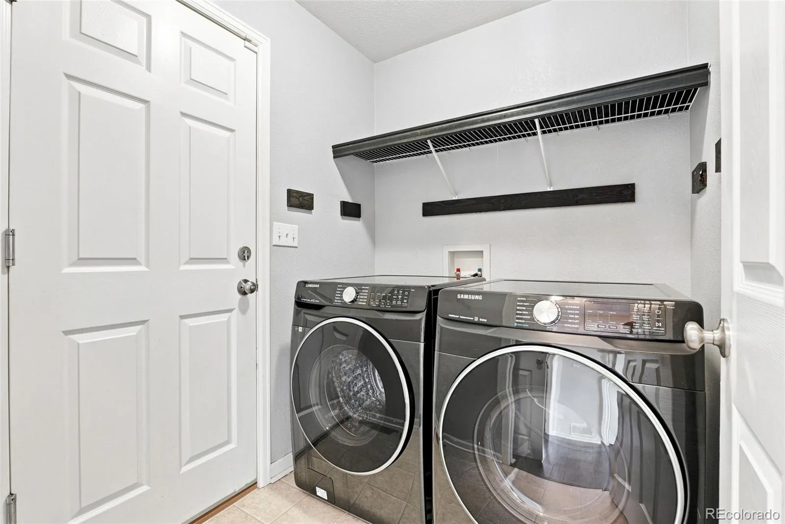 23572 E Alabama Drive Aurora CO 80018 | MLS #REC3799950 08222026183439 1600 18
