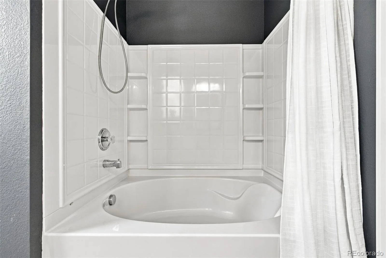 23572 E Alabama Drive Aurora CO 80018 | MLS #REC3799950 08222026183439 1600 23