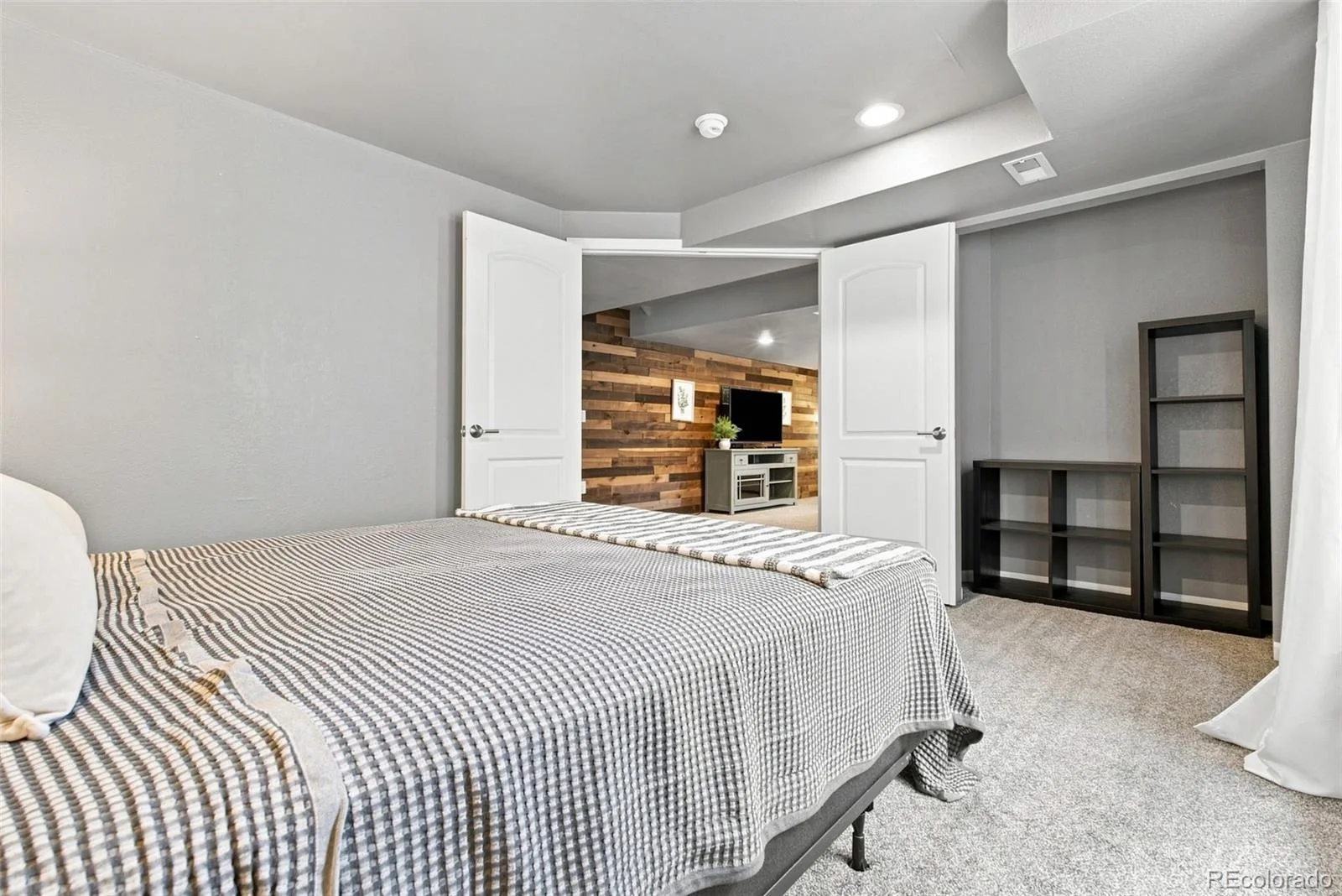23572 E Alabama Drive Aurora CO 80018 | MLS #REC3799950 08222026183439 1600 29