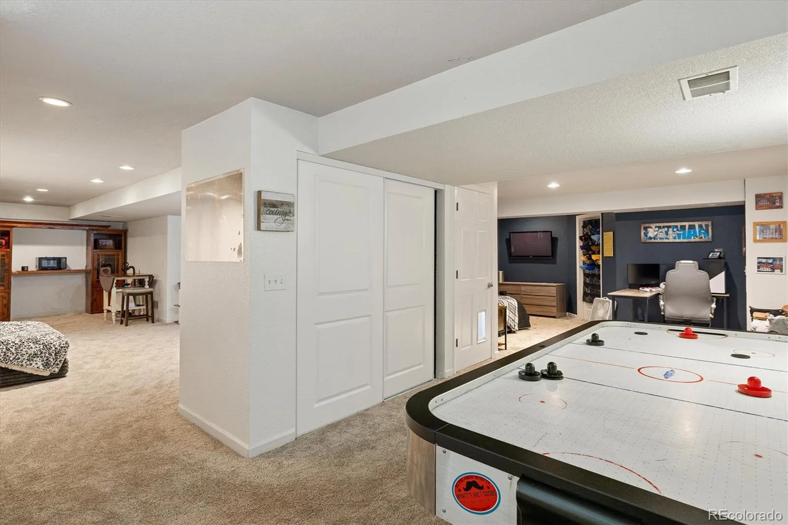 6863 Swadley Court Arvada CO 80004 MLS #REC3800822 06122026174008 1600 24