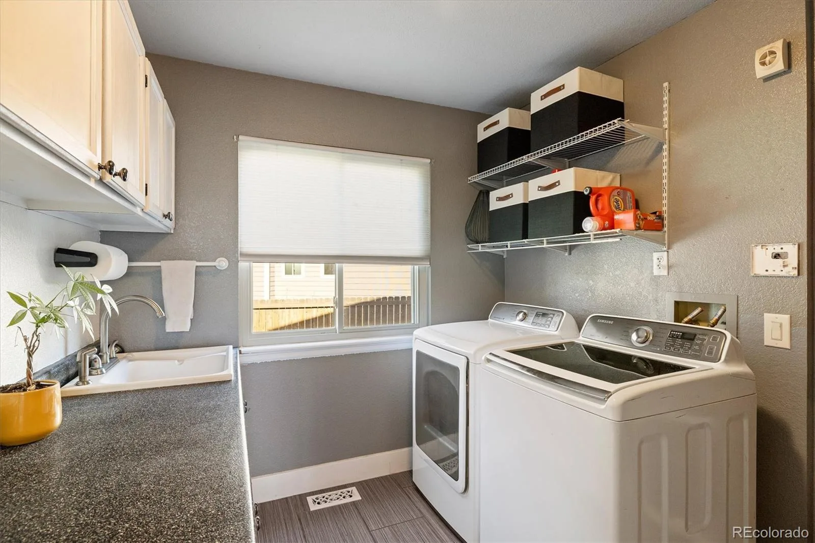 6863 Swadley Court Arvada CO 80004 MLS #REC3800822 06122026174008 1600 28