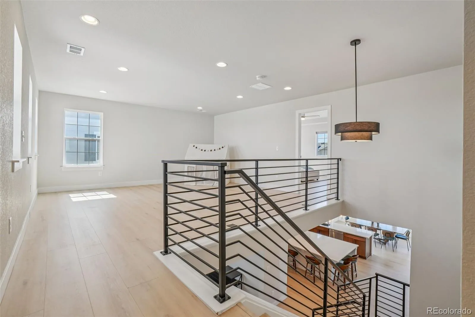 7319 S Yantley Way Aurora CO 80016 MLS #REC3801174 05052026132415 1600 21