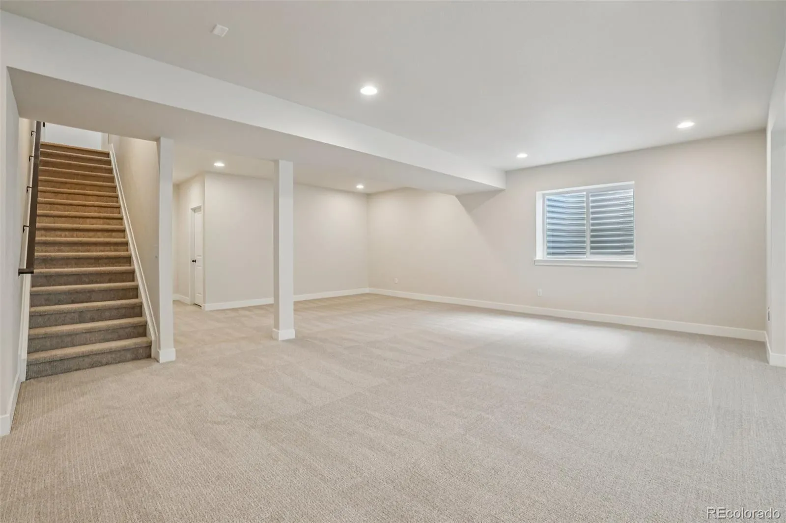 7319 S Yantley Way Aurora CO 80016 MLS #REC3801174 05052026132415 1600 29
