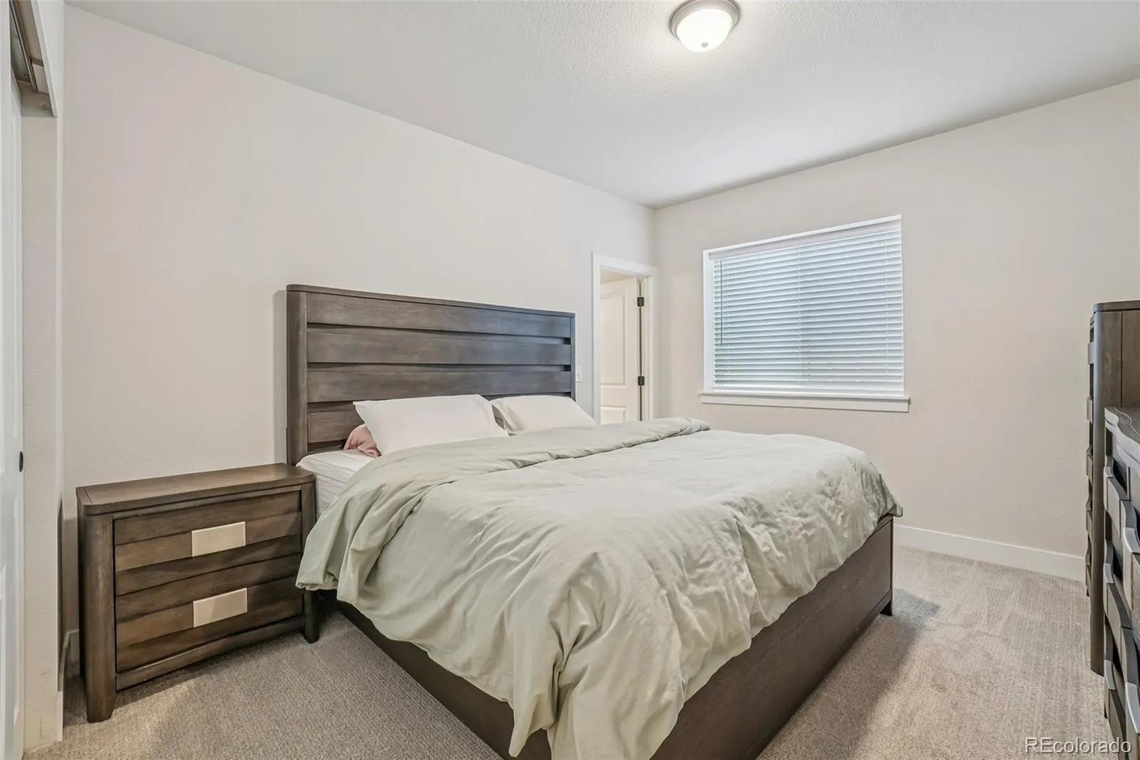 7319 S Yantley Way Aurora CO 80016 MLS #REC3801174 05052026132415 1600 32