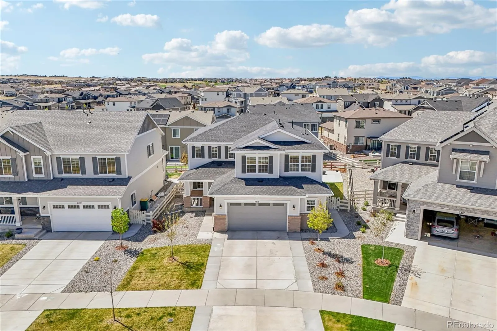 7319 S Yantley Way Aurora CO 80016 MLS #REC3801174 05052026132415 1600 42