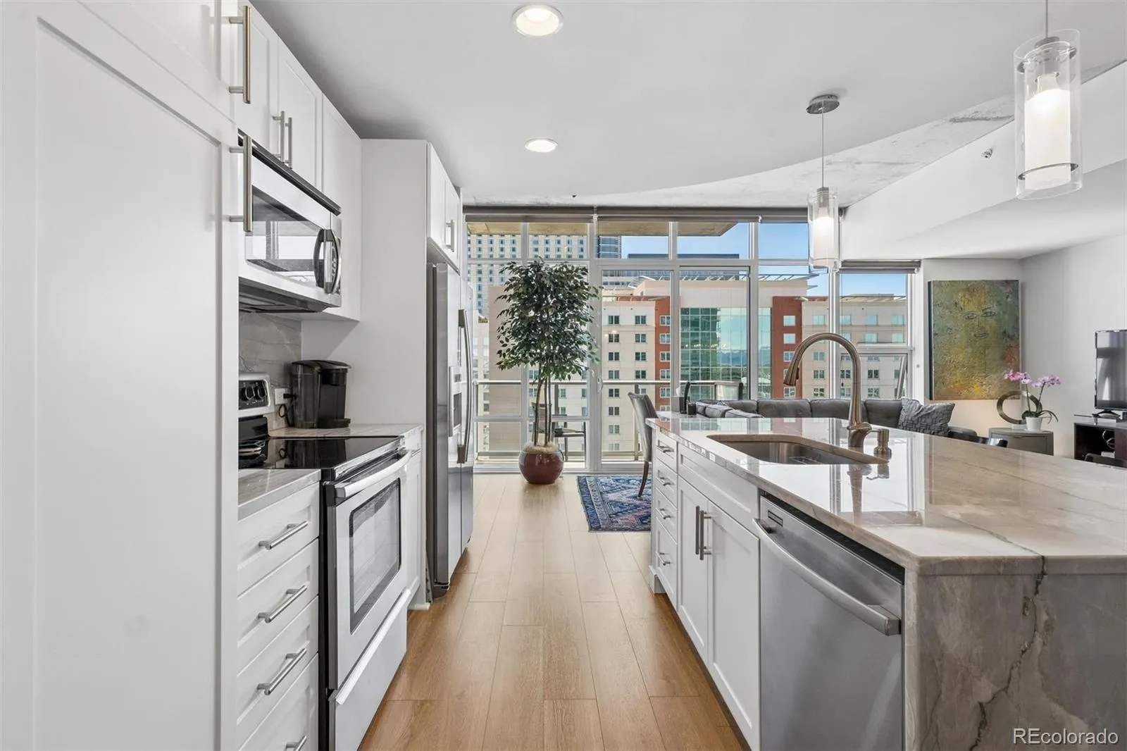 04102026183234 1600 9