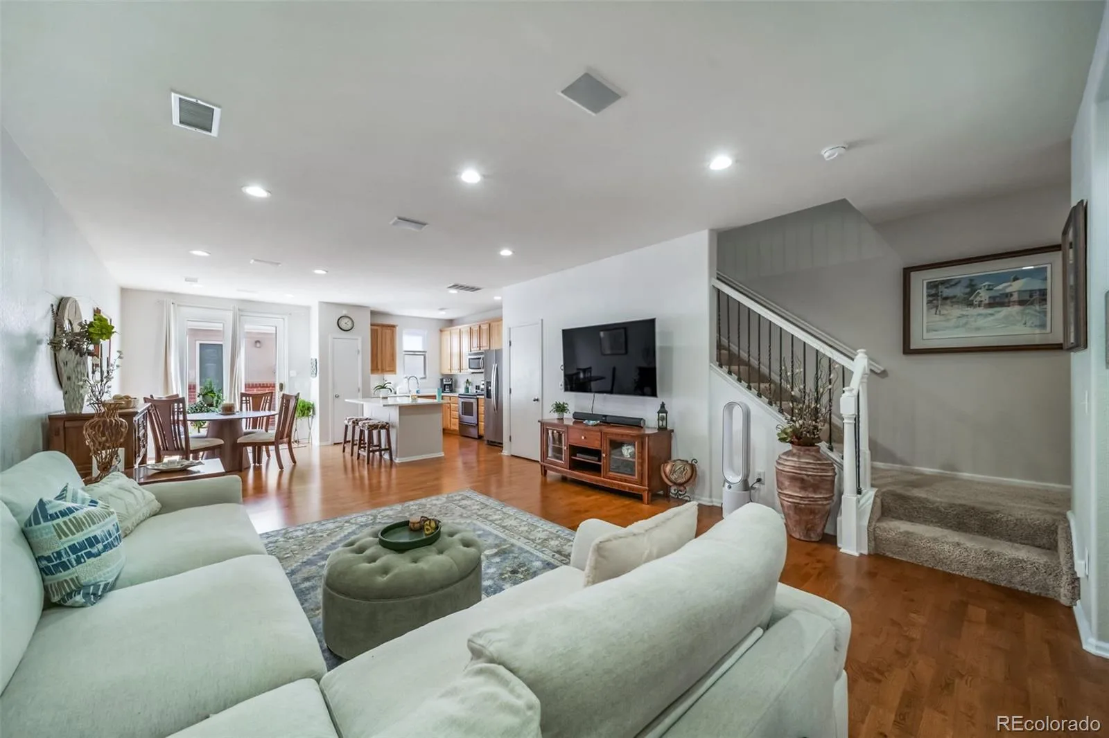 13694 E Weaver Place Englewood CO 80111 | MLS #REC3803198 07252026140638 1600 9