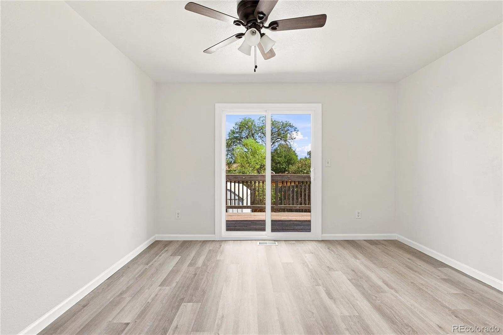 1498 S Bahama Street Aurora CO 80017 | MLS #REC3805578 09222026000443 1600 26