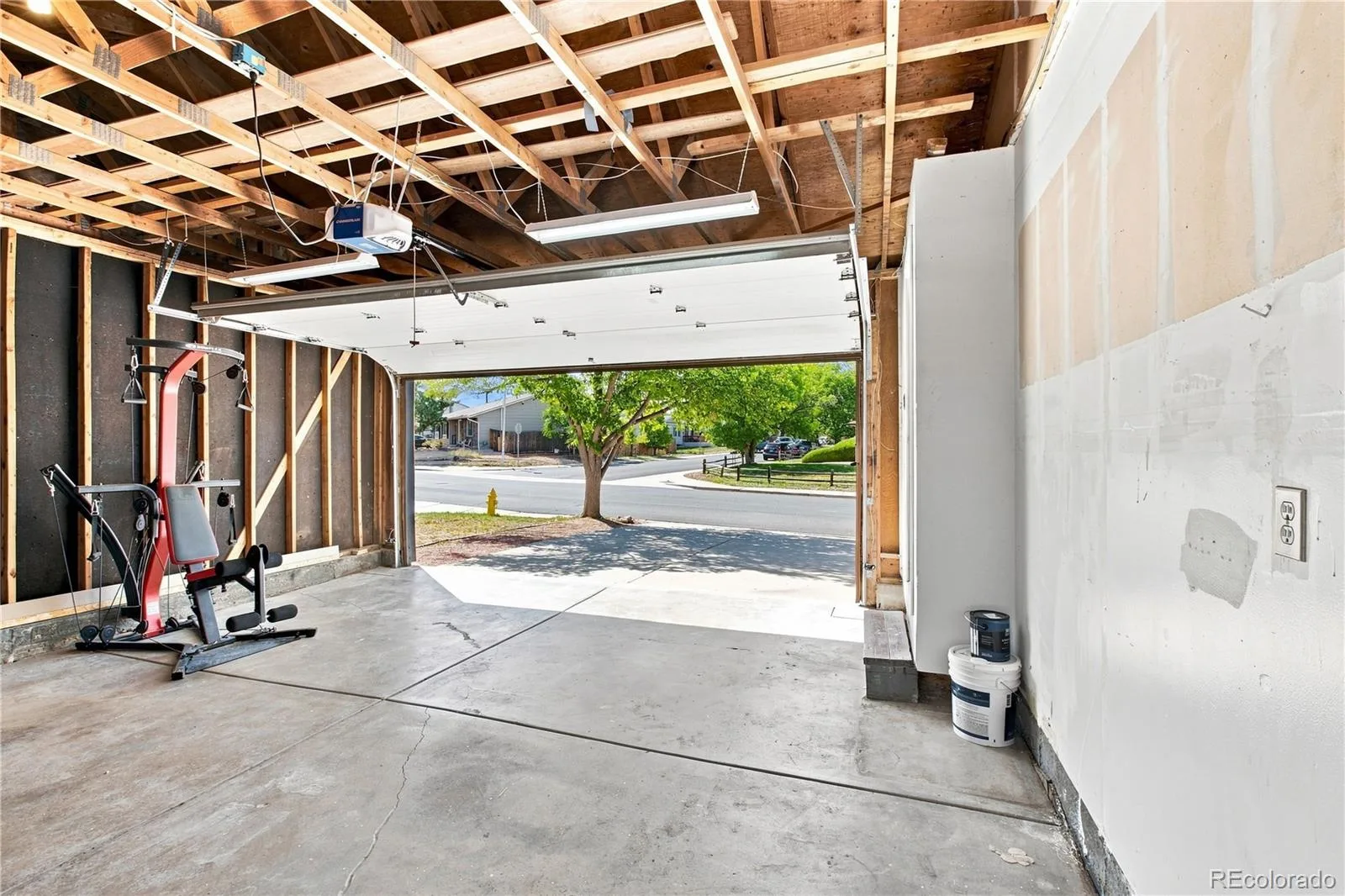 1498 S Bahama Street Aurora CO 80017 | MLS #REC3805578 09222026000443 1600 42