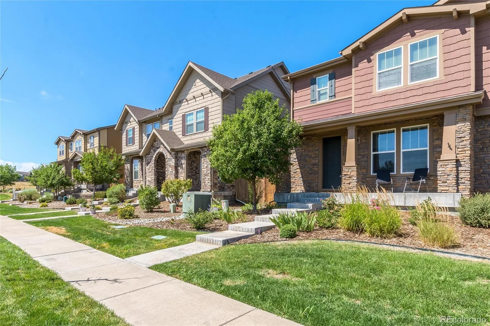 7588 S Zante Court Aurora CO 80016 | MLS #REC3809786 07302026143320 1600 1