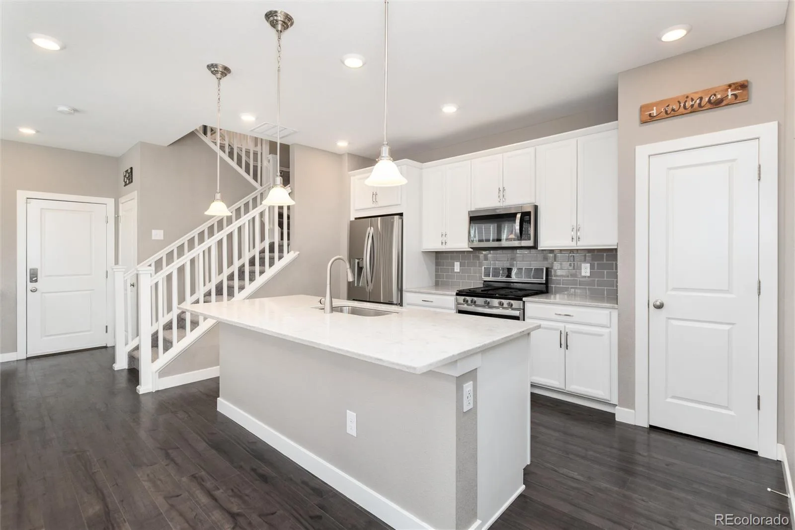 7588 S Zante Court Aurora CO 80016 | MLS #REC3809786 07302026143320 1600 8