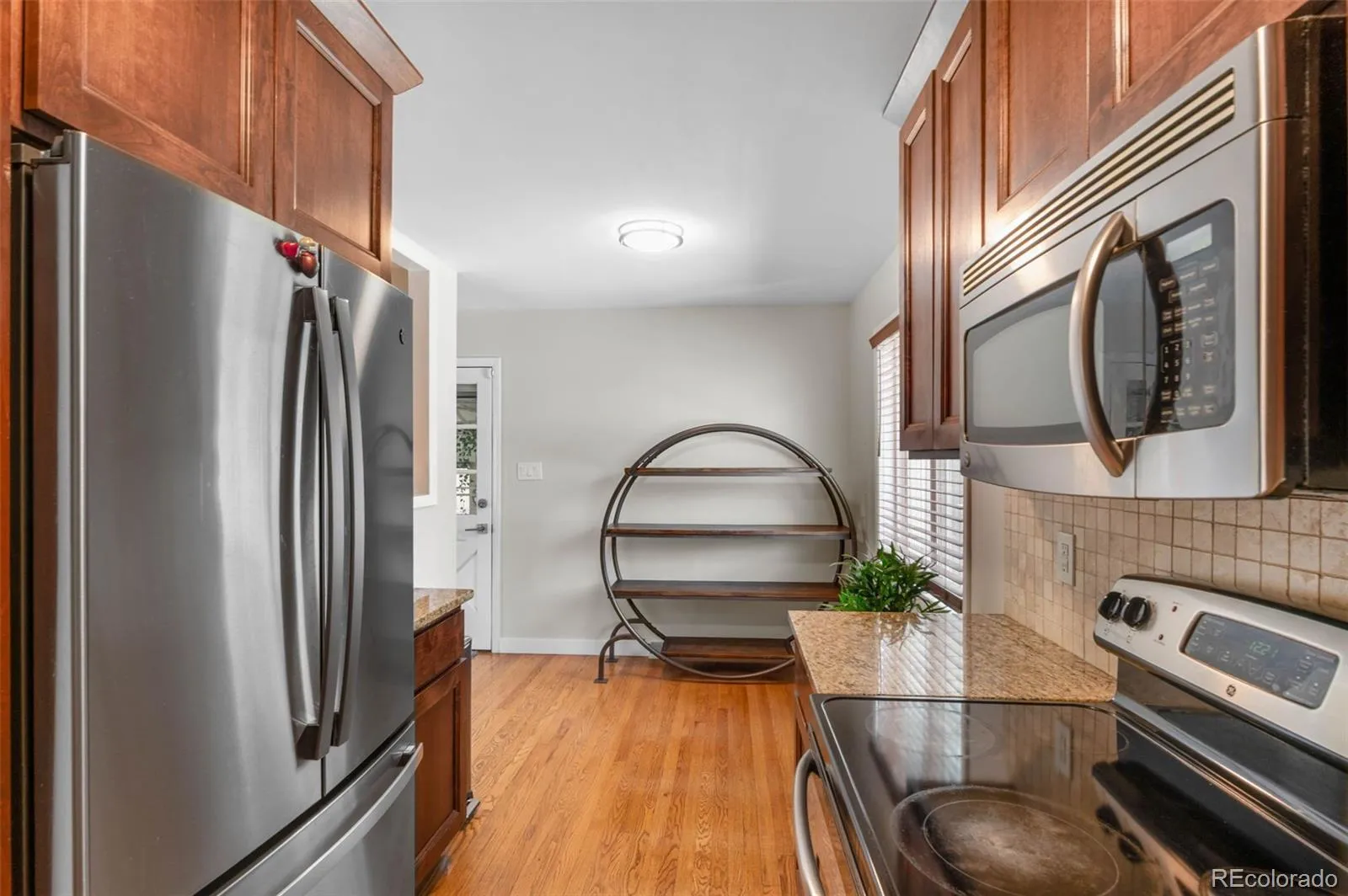 995 Ironton Street Aurora CO 80010 MLS #REC3809975 05232026093651 1600 7