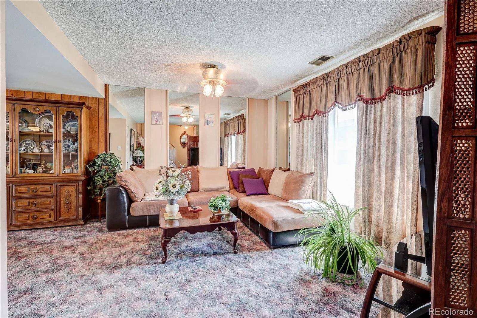 1183 S Troy Street Aurora CO 80012 | MLS #REC3811864 06292026214710 1600 5