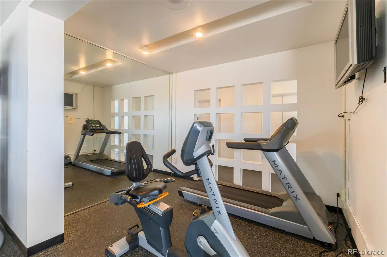 02042026154020 1600 33