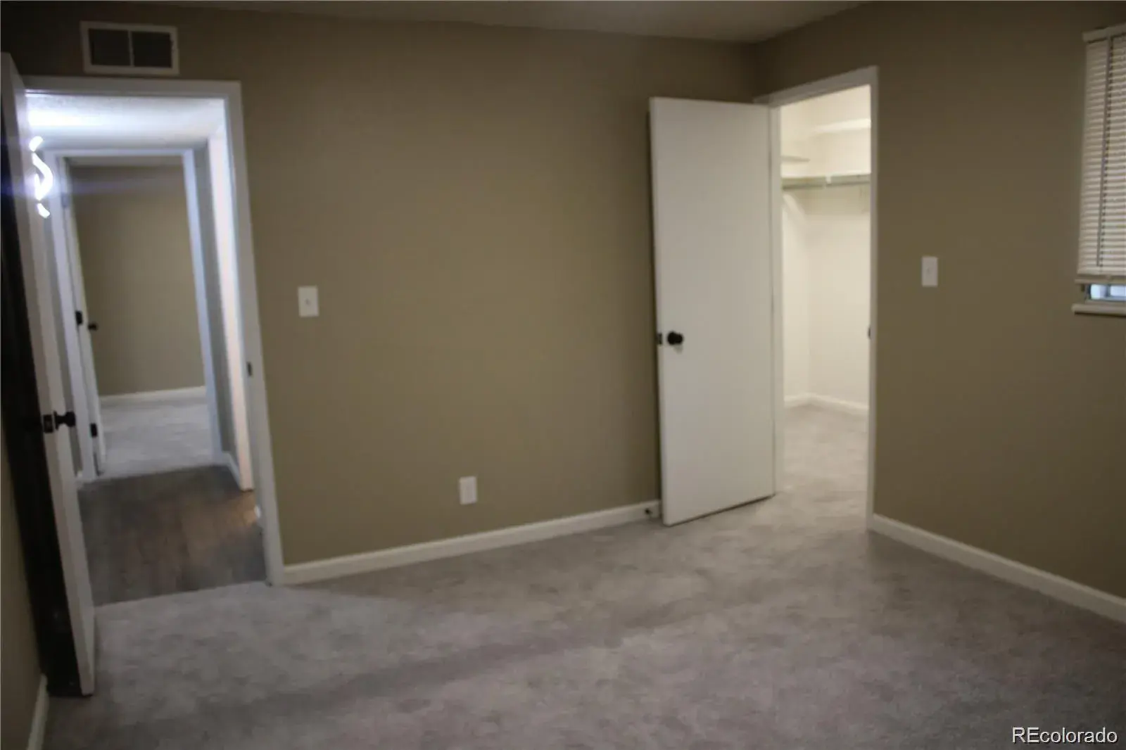 5300 E Cherry Creek South Drive #115 #1 Denver CO 80246 MLS #REC3812704 09072025170908 1600 19