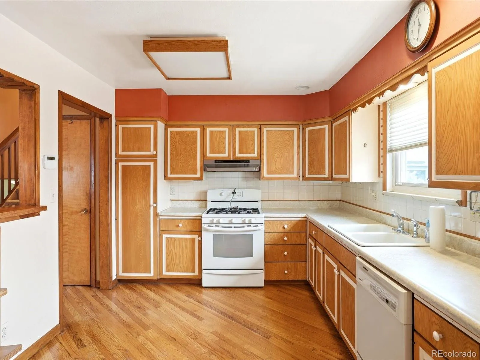 04152026172350 1600 10