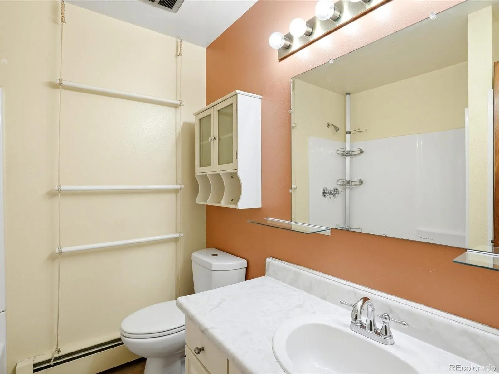 04152026172350 1600 17