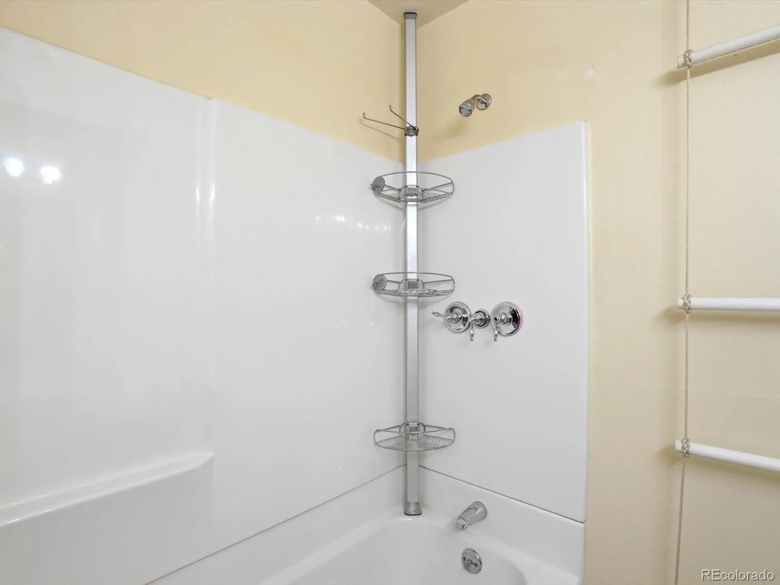 04152026172350 1600 18