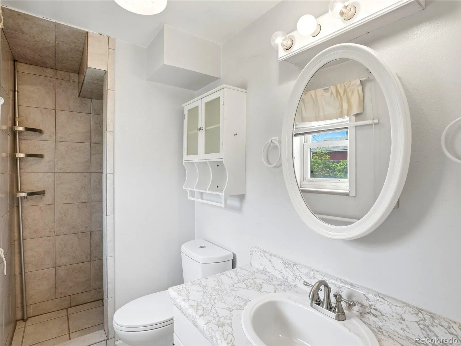 04152026172350 1600 34