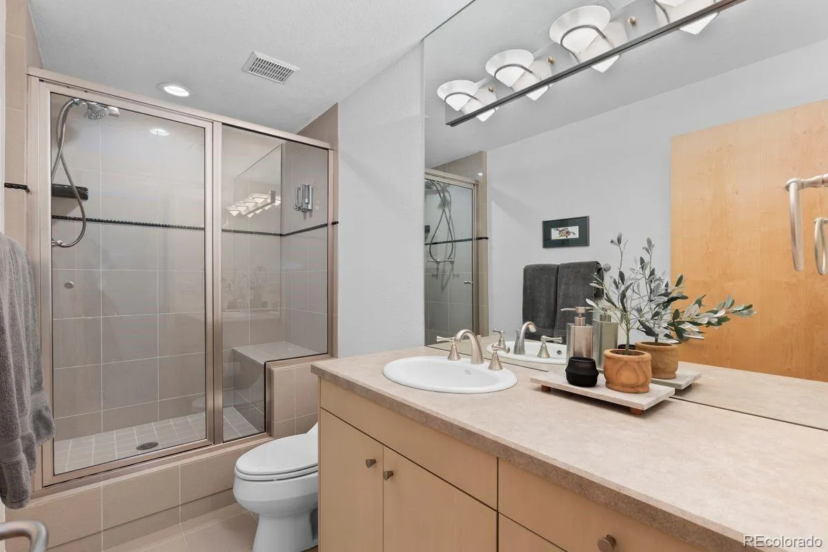 55 S Dexter Street Denver CO 80246 MLS #REC3814045 05082026153653 1200 45