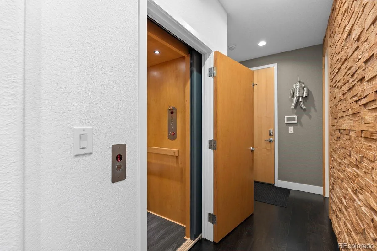 55 S Dexter Street Denver CO 80246 | MLS #REC3814045 08022026234421 1200 16
