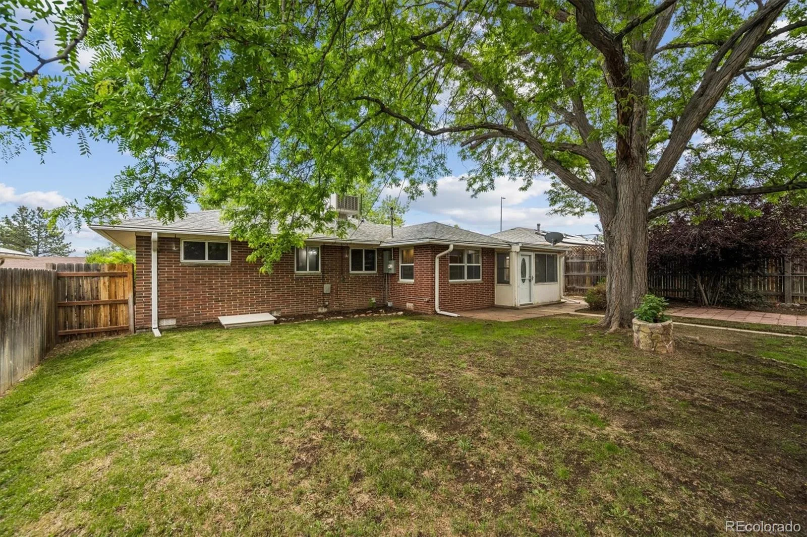 2689 S Meade Street Denver CO 80219 MLS #REC3814345 06122026072827 1600 14