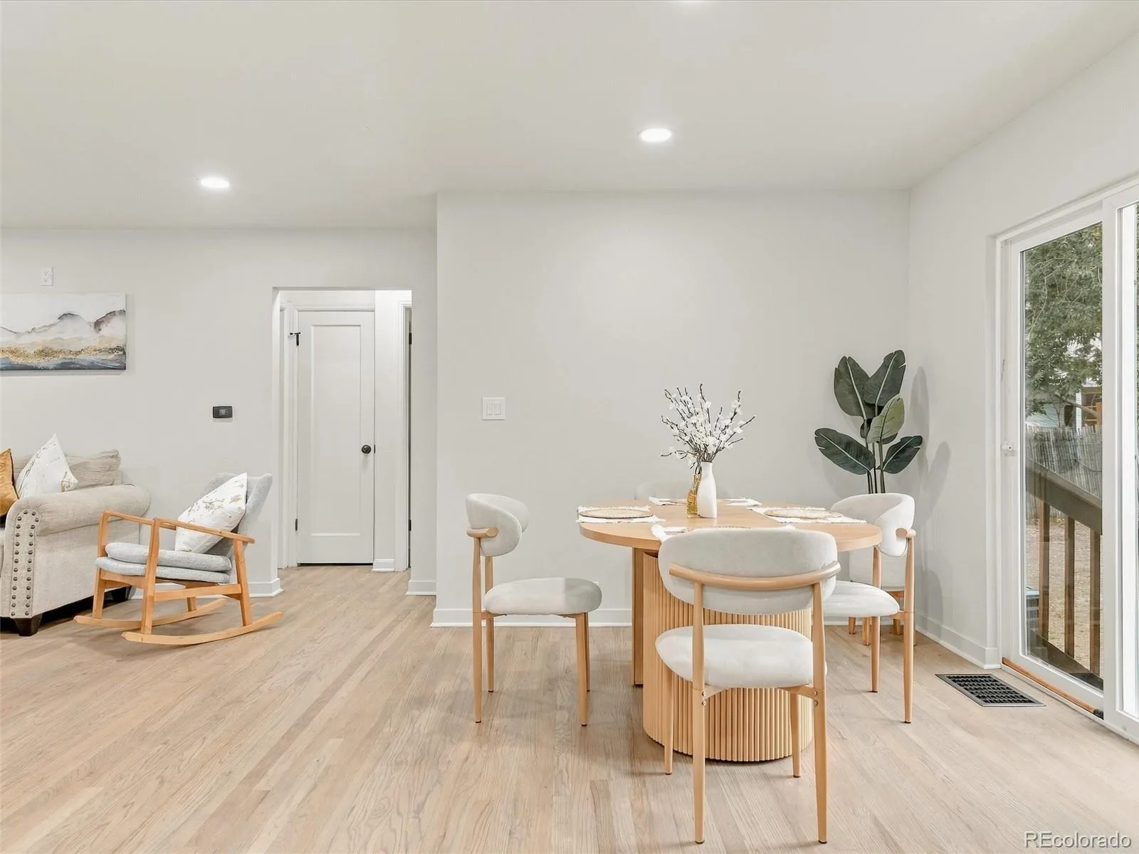 1967 Macon Street Aurora CO 80010 | MLS #REC3814895 09302026043951 1600 7