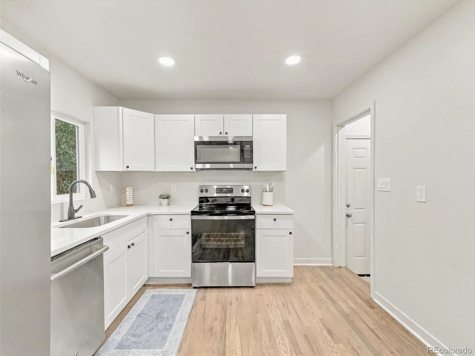 1967 Macon Street Aurora CO 80010 | MLS #REC3814895 09302026043951 1600 9